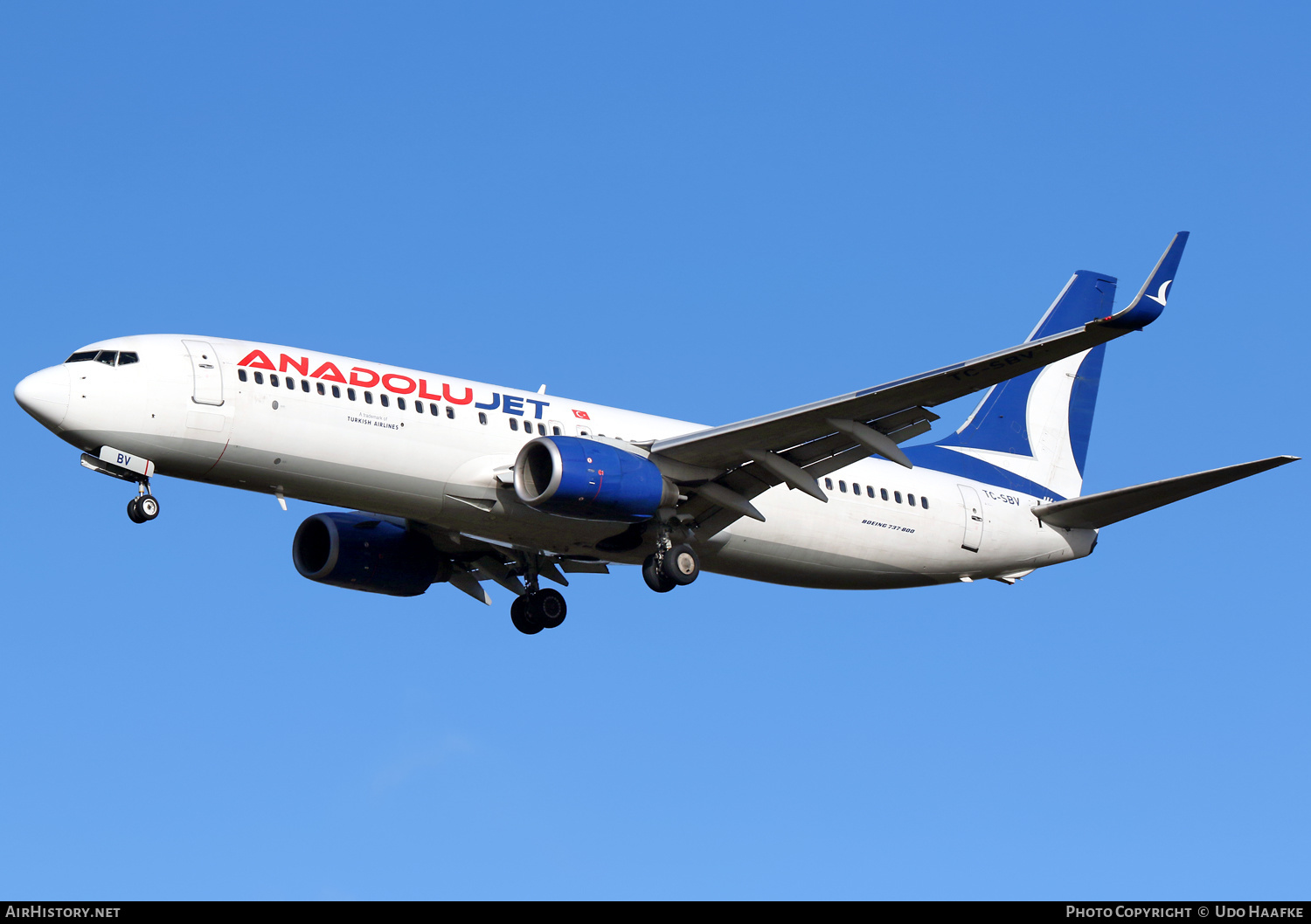 Aircraft Photo of TC-SBV | Boeing 737-86N | AnadoluJet | AirHistory.net #435335