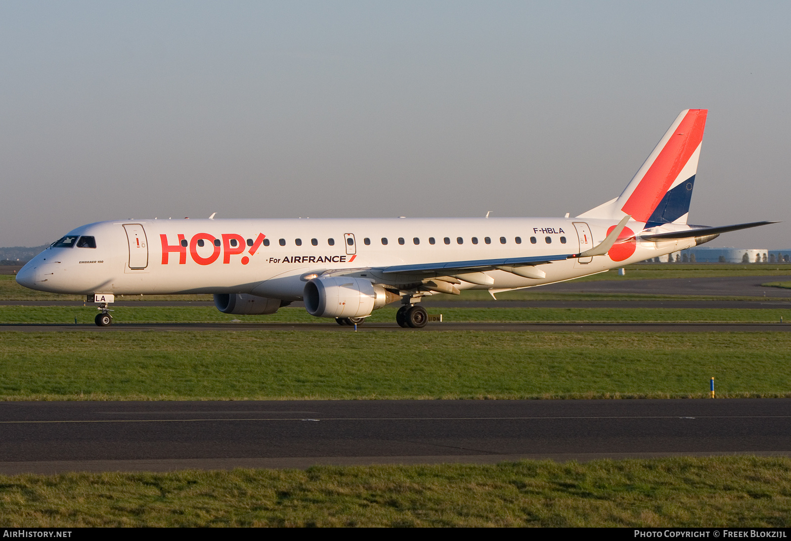 Aircraft Photo of F-HBLA | Embraer 190LR (ERJ-190-100LR) | Hop! | AirHistory.net #435356