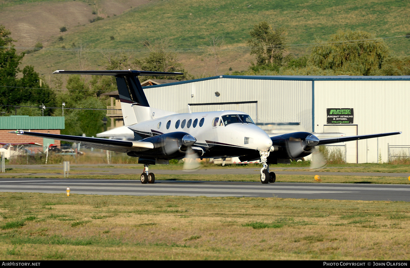 Aircraft Photo of C-GPNE | Raytheon B200 King Air | AirHistory.net #435389