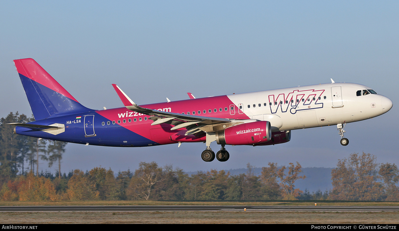 Aircraft Photo of HA-LSA | Airbus A320-232 | Wizz Air | AirHistory.net #435391