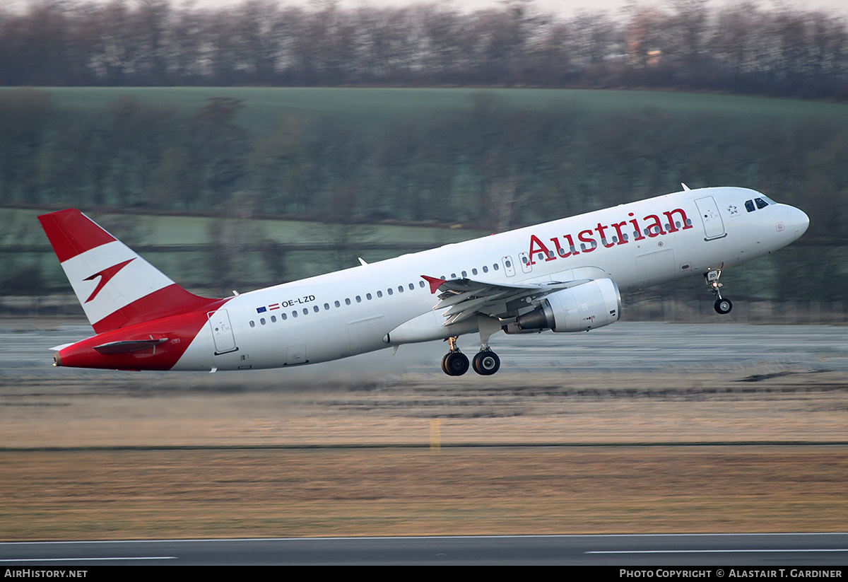 Aircraft Photo of OE-LZD | Airbus A320-214 | Austrian Airlines | AirHistory.net #435652