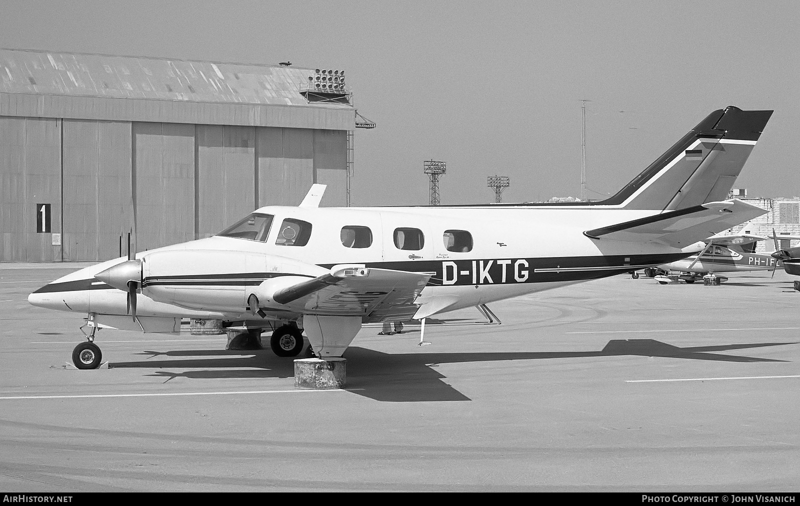 Aircraft Photo of D-IKTG | Beech B60 Duke | AirHistory.net #435900