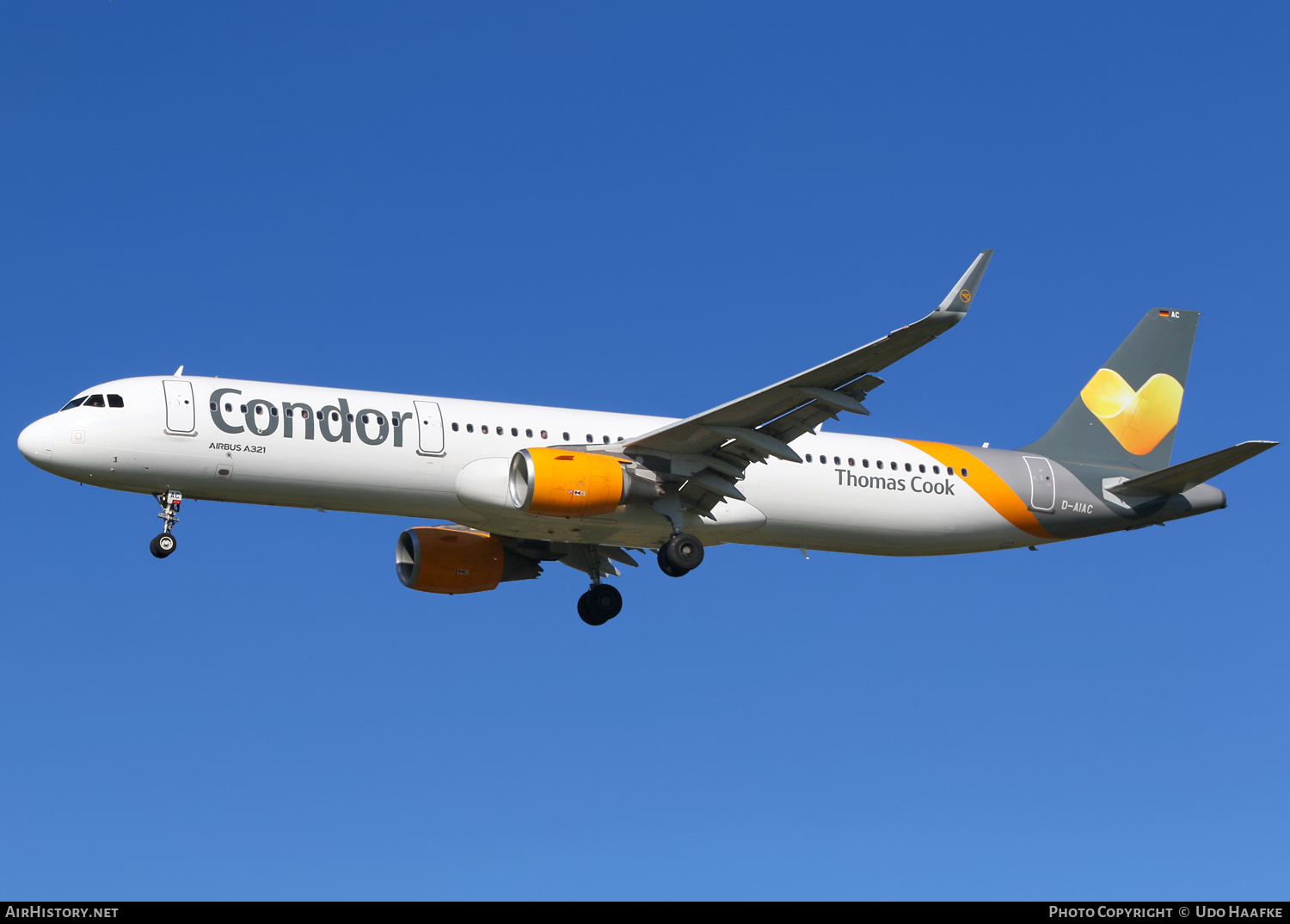 Aircraft Photo of D-AIAC | Airbus A321-211 | Condor Flugdienst | AirHistory.net #435910