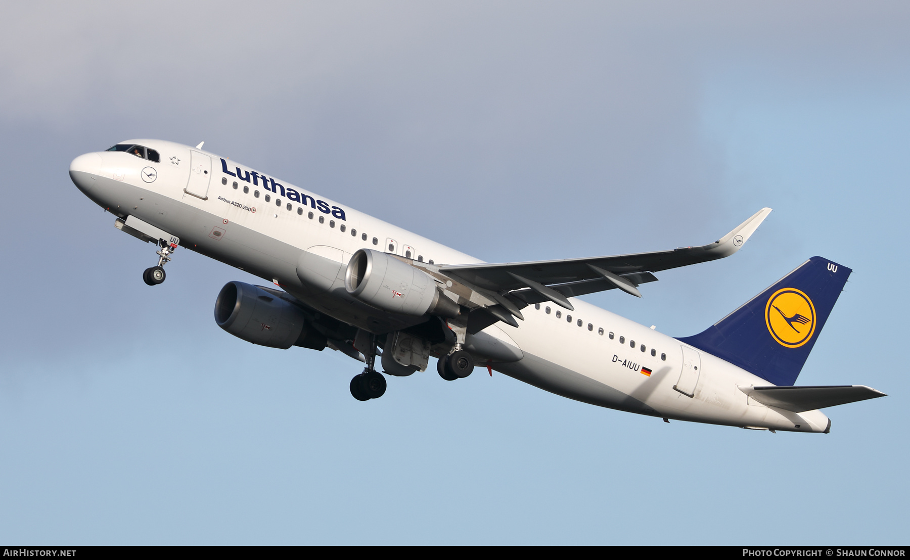 Aircraft Photo of D-AIUU | Airbus A320-214 | Lufthansa | AirHistory.net #435976