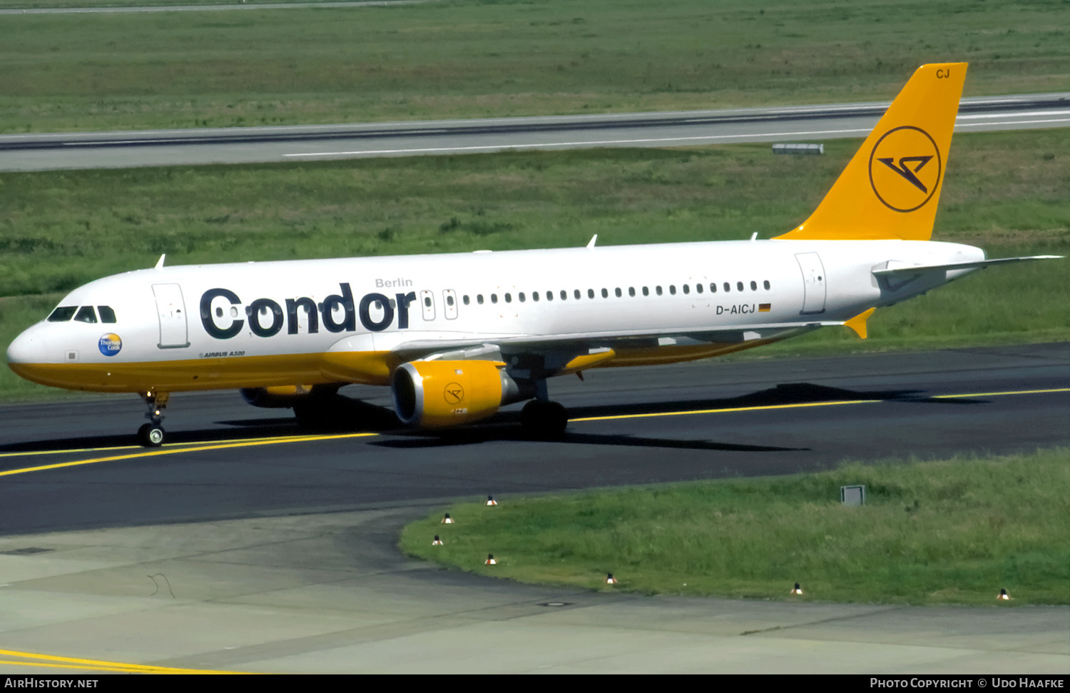 Aircraft Photo of D-AICJ | Airbus A320-212 | Condor Berlin | AirHistory.net #435978