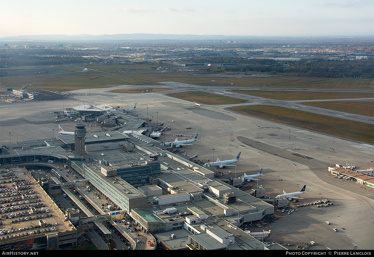 Airport photo of Montréal - Pierre Elliott Trudeau International (CYUL / YUL) in Quebec, Canada | AirHistory.net #436082