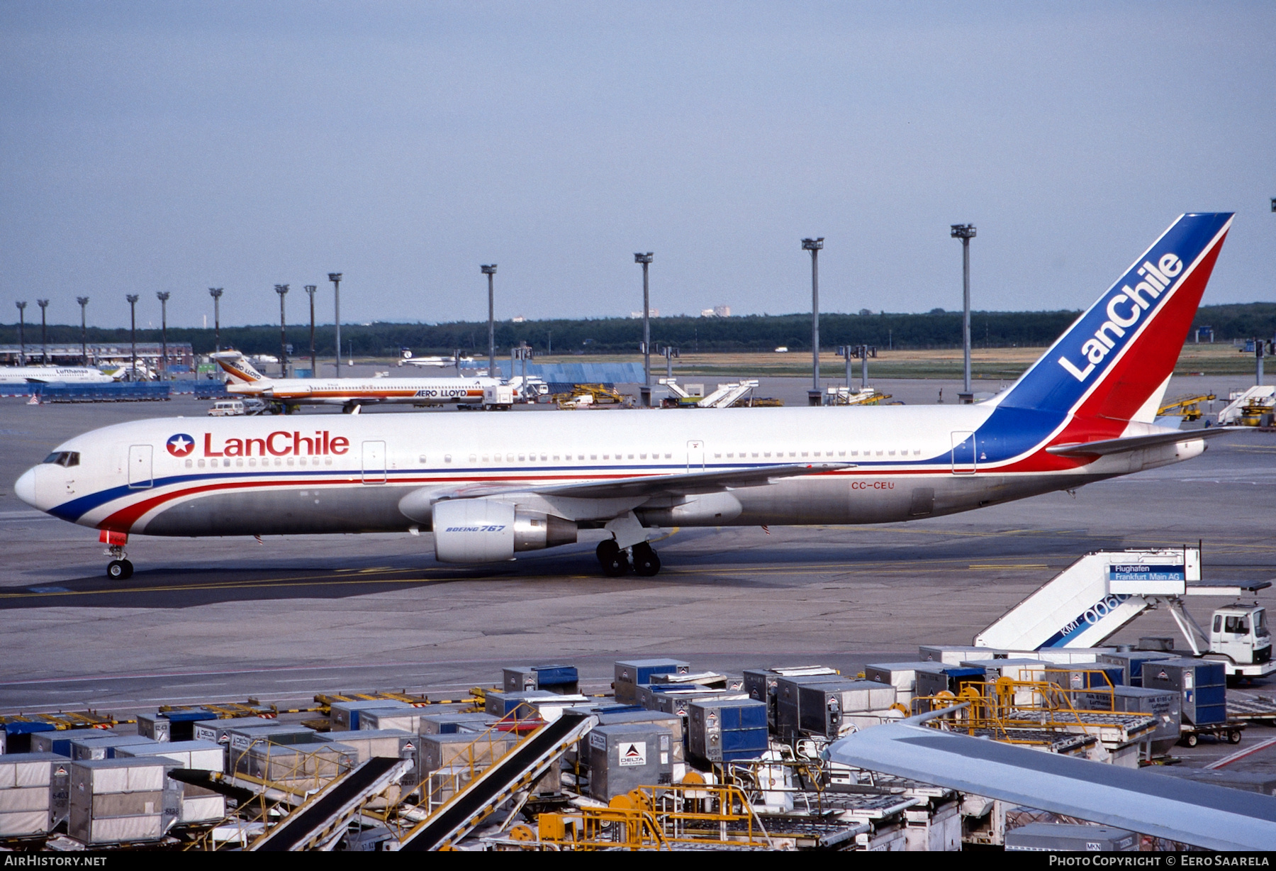 Aircraft Photo of CC-CEU | Boeing 767-33A/ER | LAN Chile - Línea Aérea Nacional | AirHistory.net #436153