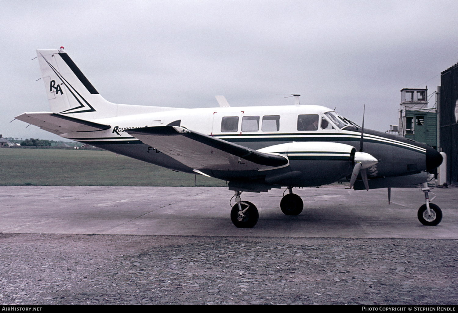 Aircraft Photo of F-BMCX | Beech 65-80 Queen Air | Rousseau Aviation | AirHistory.net #436158