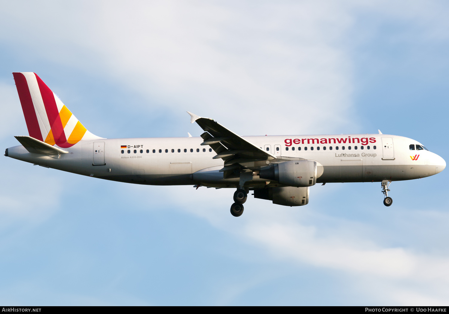 Aircraft Photo of D-AIPT | Airbus A320-211 | Germanwings | AirHistory.net #436176