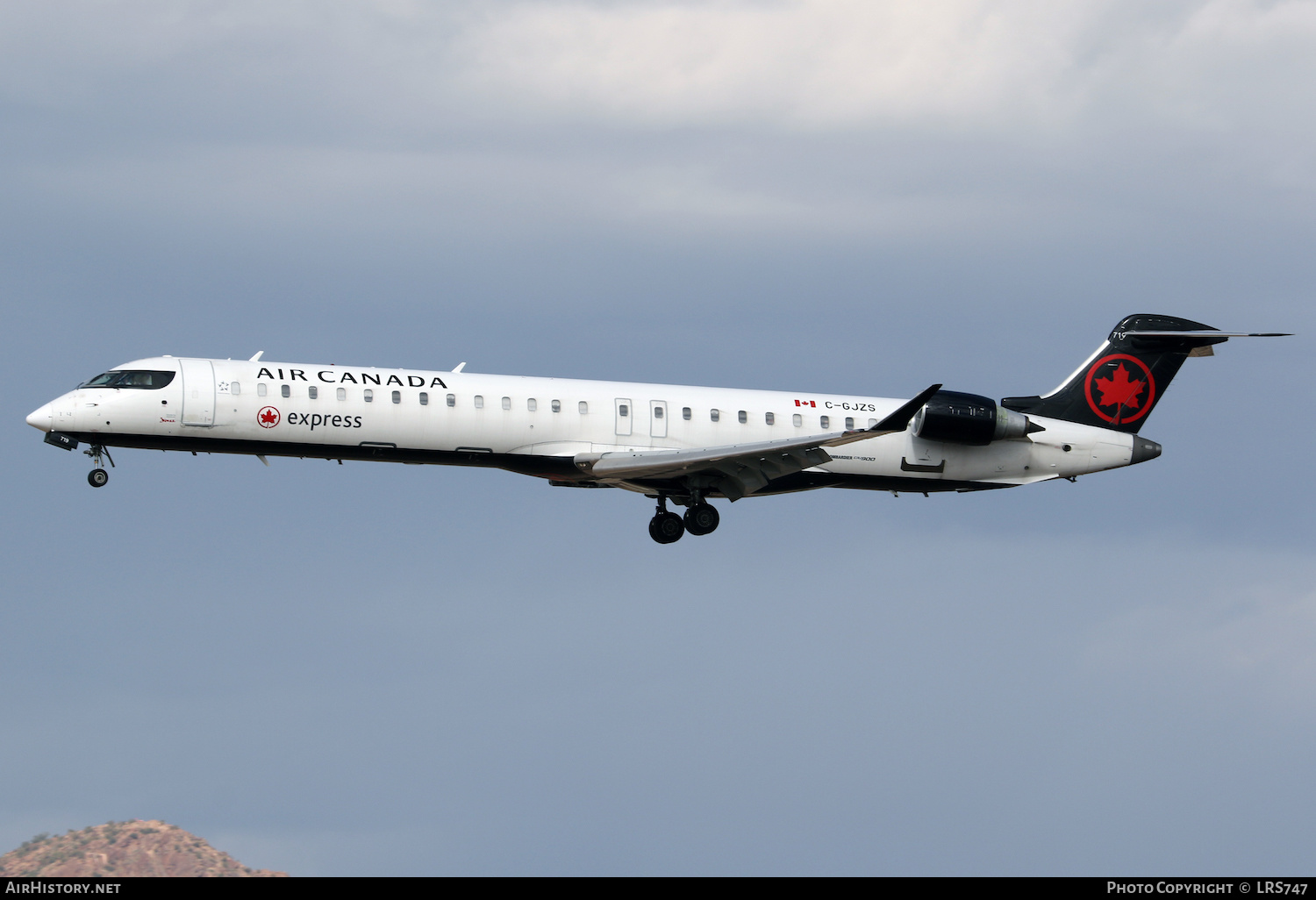 Aircraft Photo of C-GJZS | Bombardier CRJ-900 (CL-600-2D24) | Air Canada Express | AirHistory.net #436207