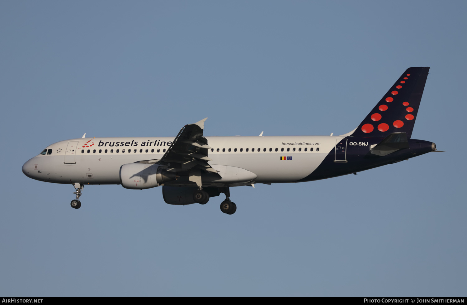 Aircraft Photo of OO-SNJ | Airbus A320-214 | Brussels Airlines | AirHistory.net #436243
