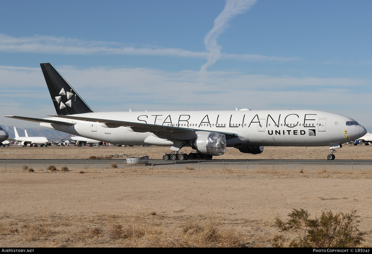 Aircraft Photo of N218UA | Boeing 777-222/ER | United Airlines | AirHistory.net #436301