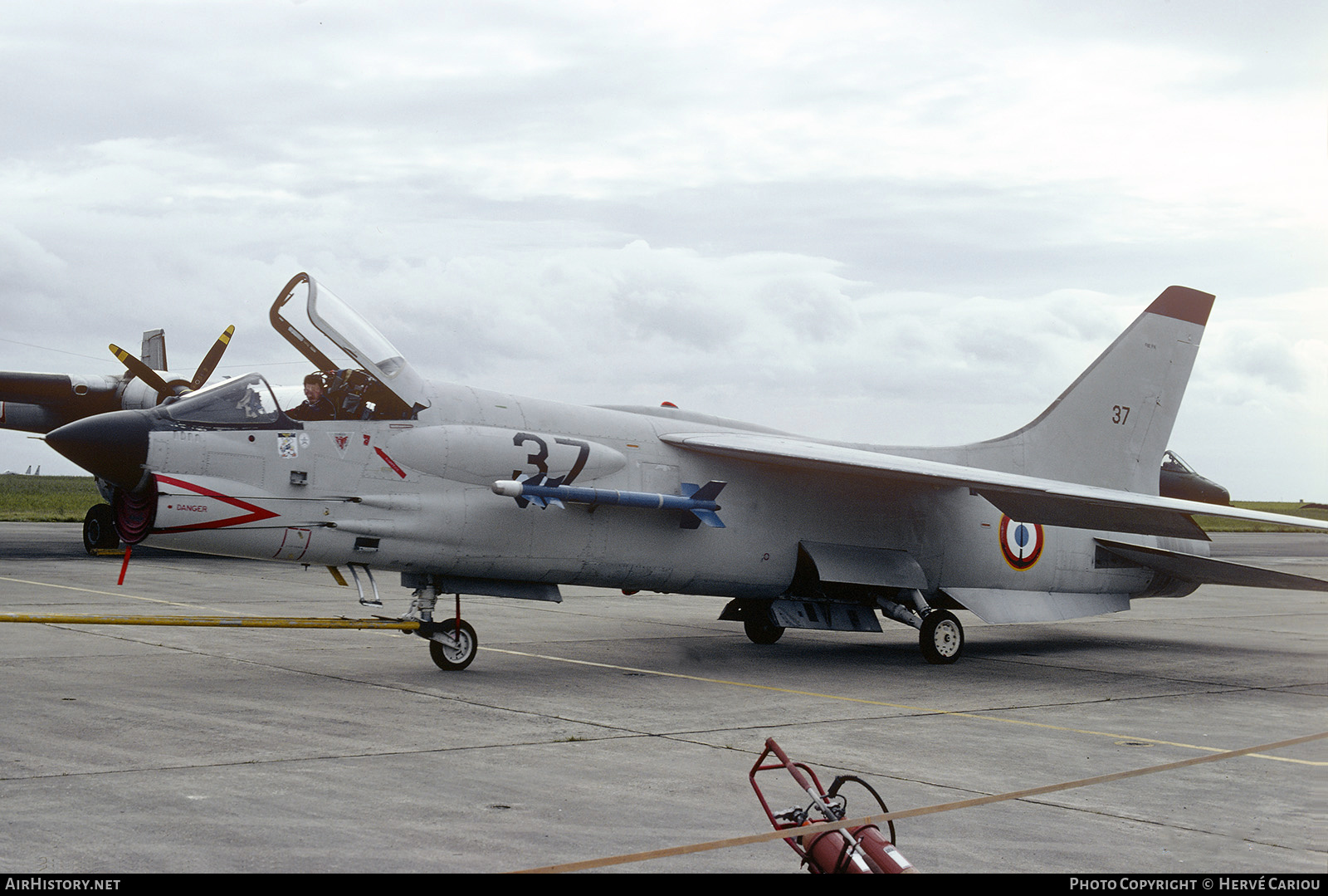 Aircraft Photo of 37 | Vought F-8E(FN) Crusader | France - Navy | AirHistory.net #436406