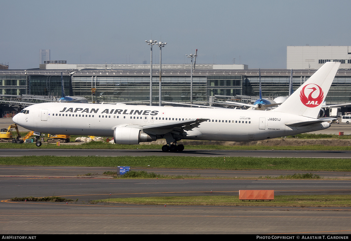 Aircraft Photo of JA601J | Boeing 767-346/ER | Japan Airlines - JAL | AirHistory.net #436473
