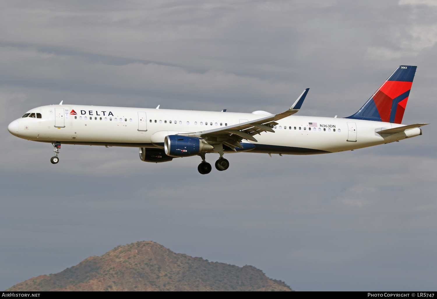 Aircraft Photo of N363DN | Airbus A321-211 | Delta Air Lines | AirHistory.net #436493