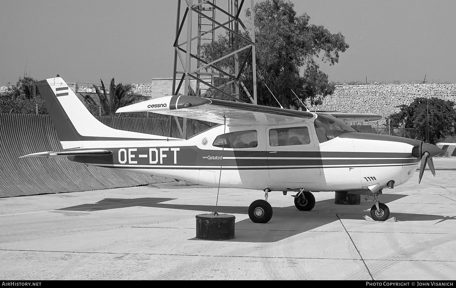 Aircraft Photo of OE-DFT | Cessna T210L Turbo Centurion II | AirHistory.net #436722