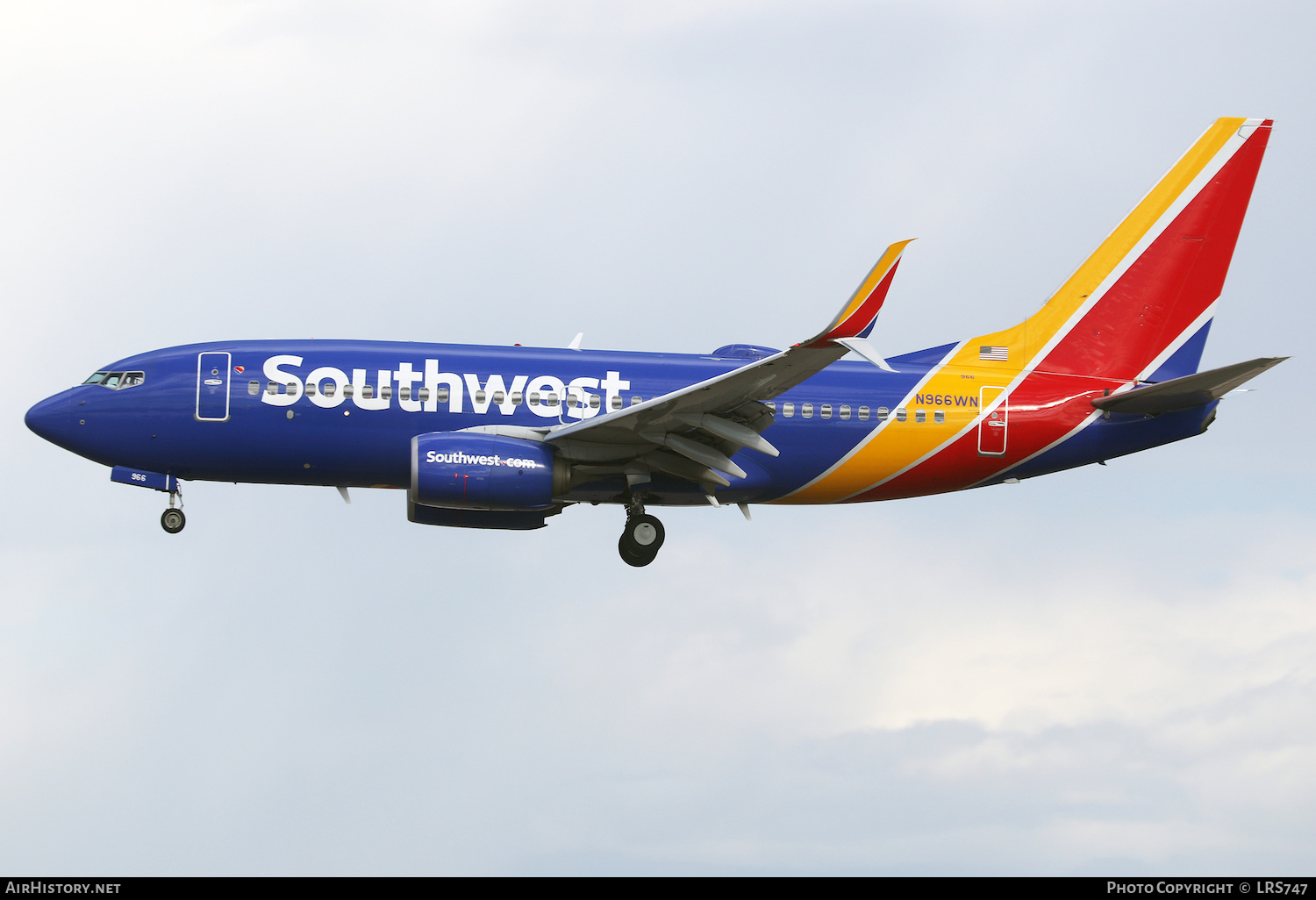 Aircraft Photo of N966WN | Boeing 737-7H4 | Southwest Airlines | AirHistory.net #436745