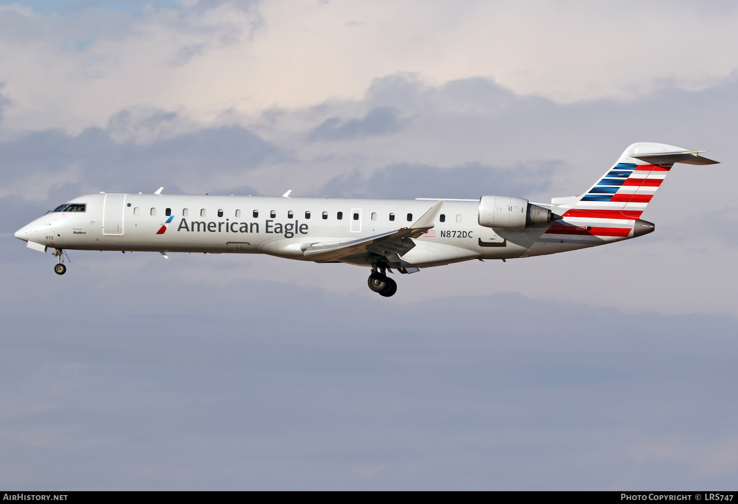 Aircraft Photo of N872DC | Bombardier CRJ-701ER NG (CL-600-2C10) | American Eagle | AirHistory.net #436786