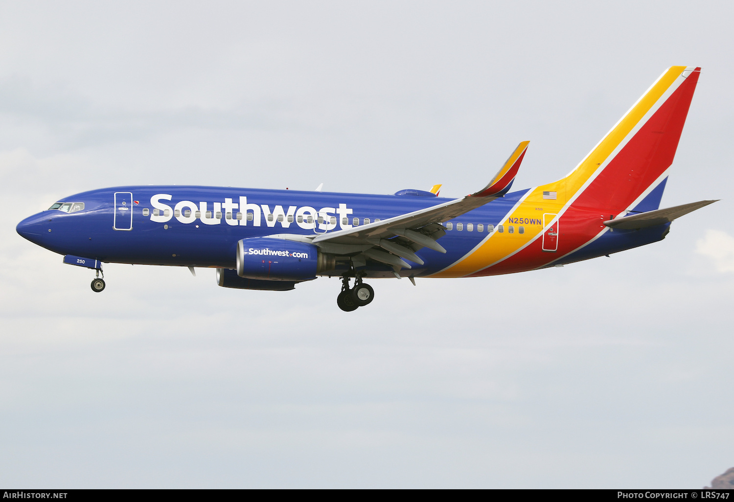 Aircraft Photo of N250WN | Boeing 737-7H4 | Southwest Airlines | AirHistory.net #436803