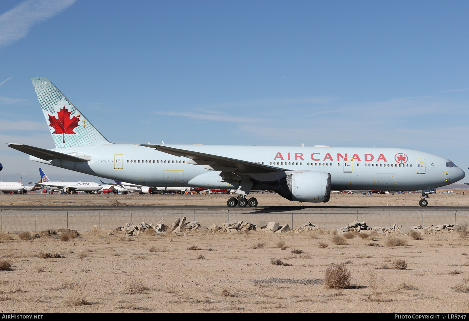 Aircraft Photo of C-FIUA | Boeing 777-233/LR | Air Canada | AirHistory.net #436834