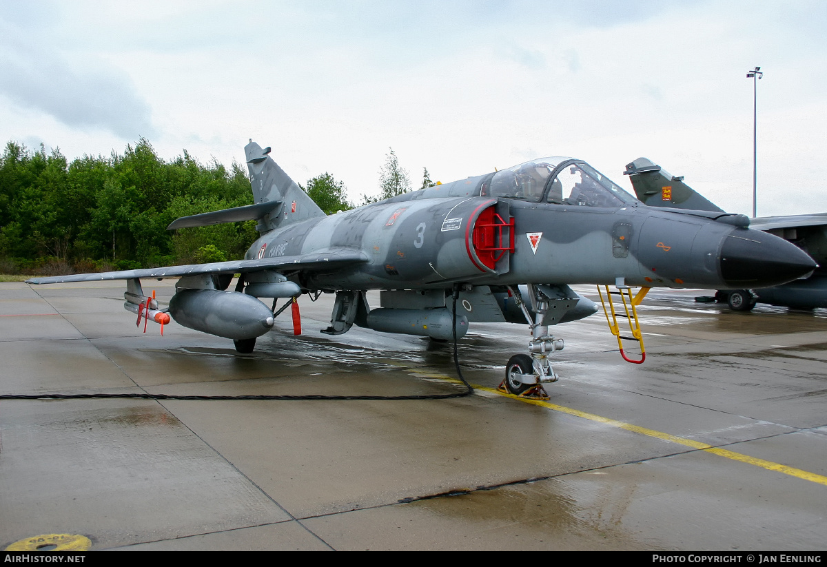 Aircraft Photo of 3 | Dassault Super Etendard Modernisé | France - Navy | AirHistory.net #436859