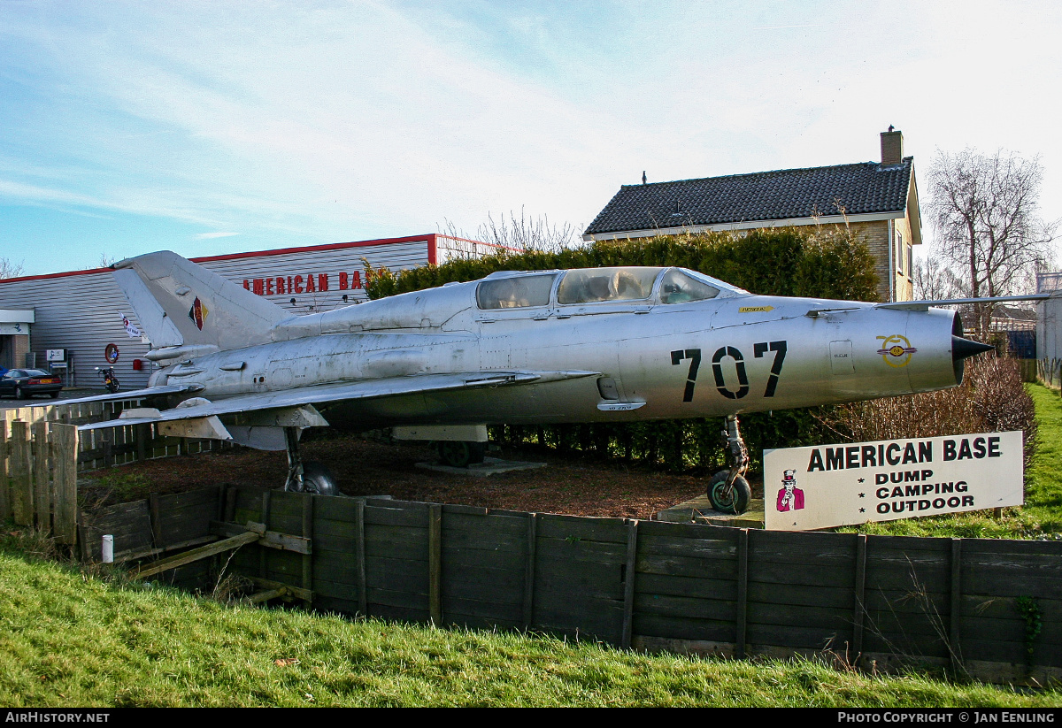 Aircraft Photo of 707 | Mikoyan-Gurevich MiG-21US | East Germany - Air Force | AirHistory.net #436876