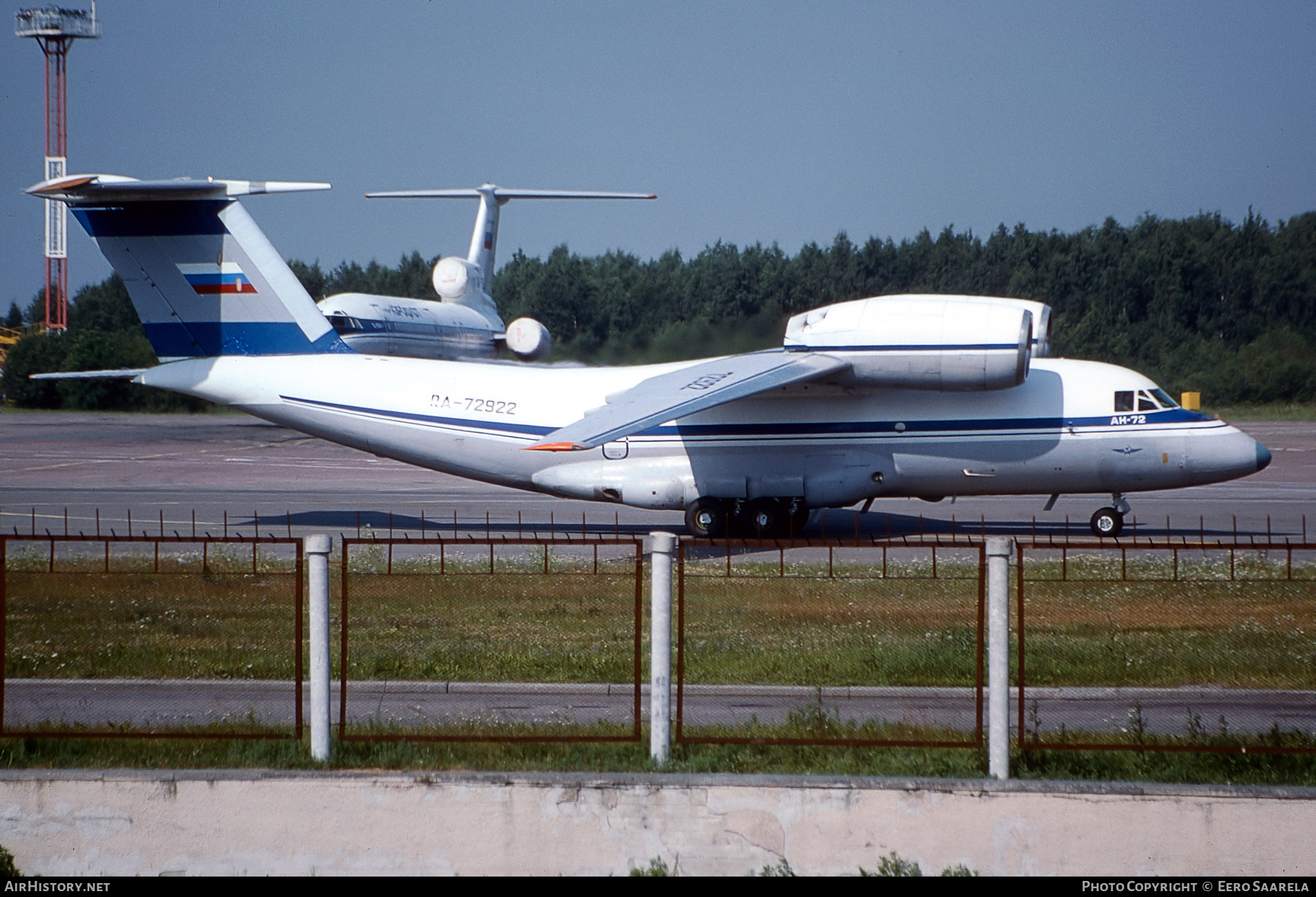 Aircraft Photo of RA-72922 | Antonov An-72 | AirHistory.net #437097