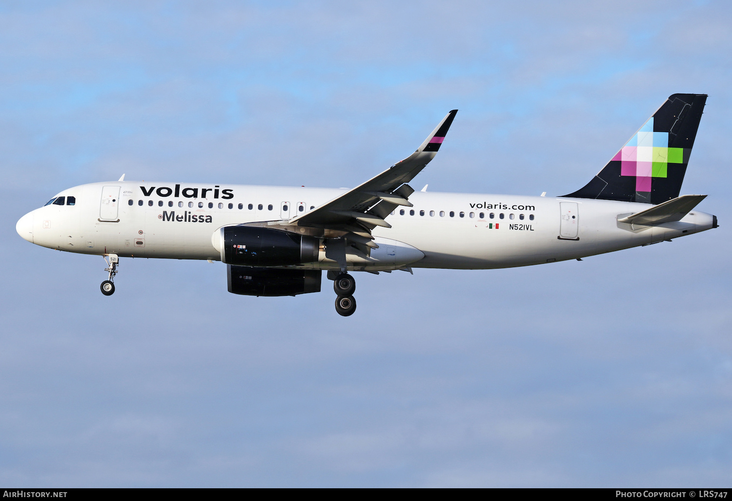 Aircraft Photo of N521VL | Airbus A320-233 | Volaris | AirHistory.net #437098
