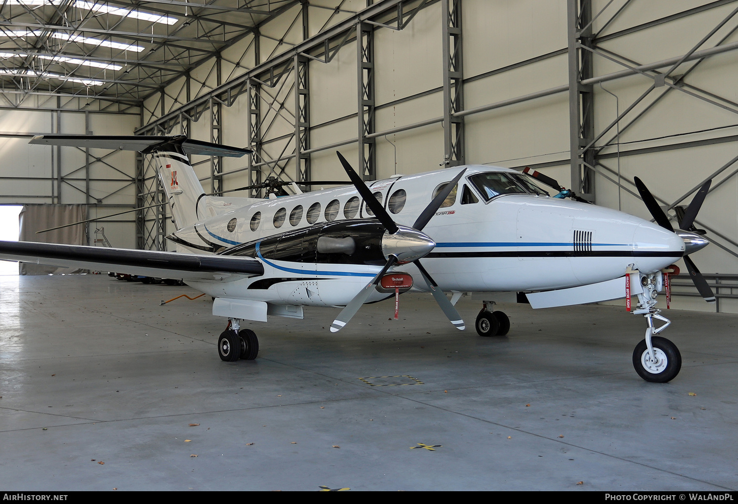 Aircraft Photo of SP-PRN | Beechcraft 350i King Air (B300) | Pronar | AirHistory.net #437139