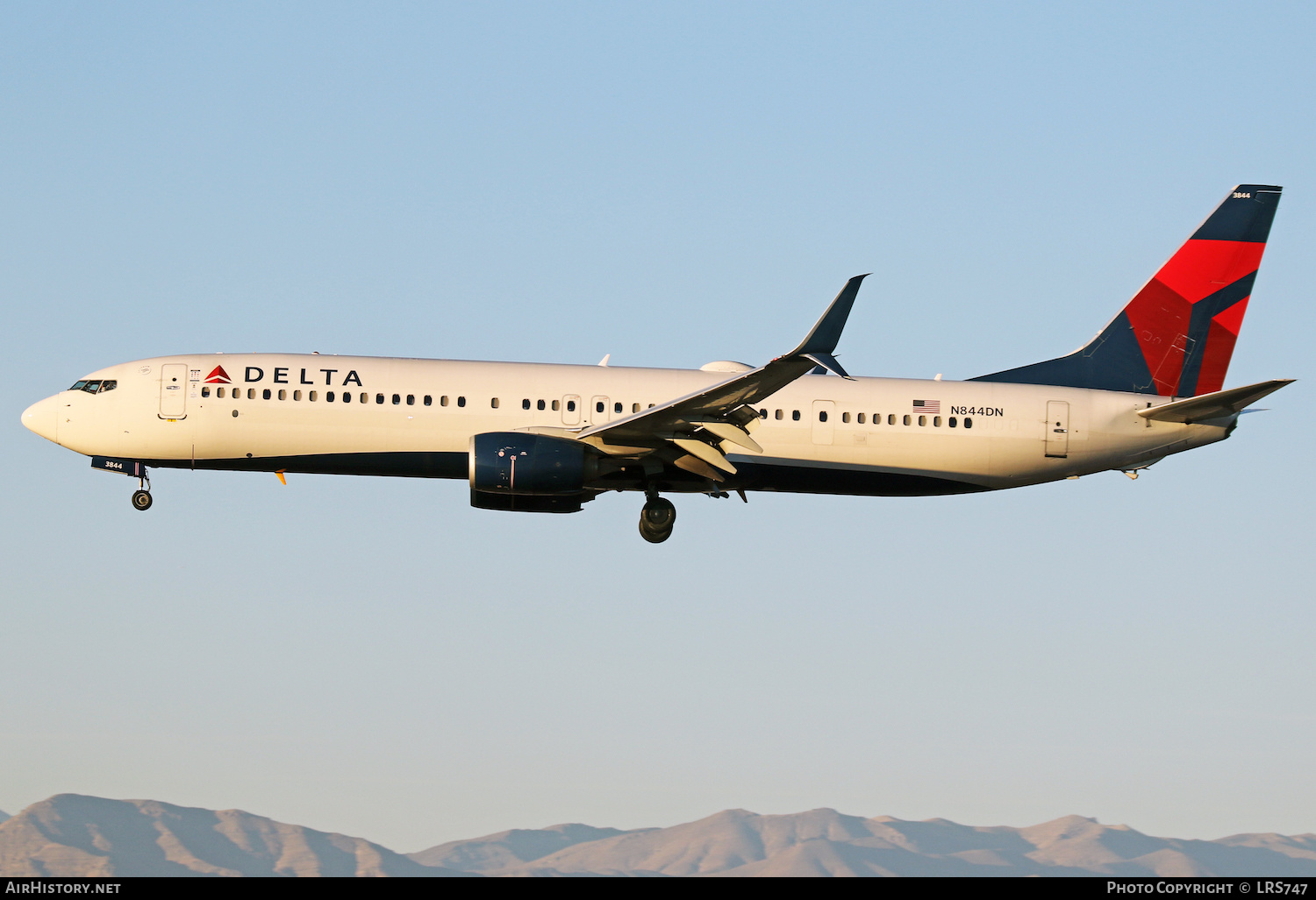 Aircraft Photo of N844DN | Boeing 737-932/ER | Delta Air Lines | AirHistory.net #437144