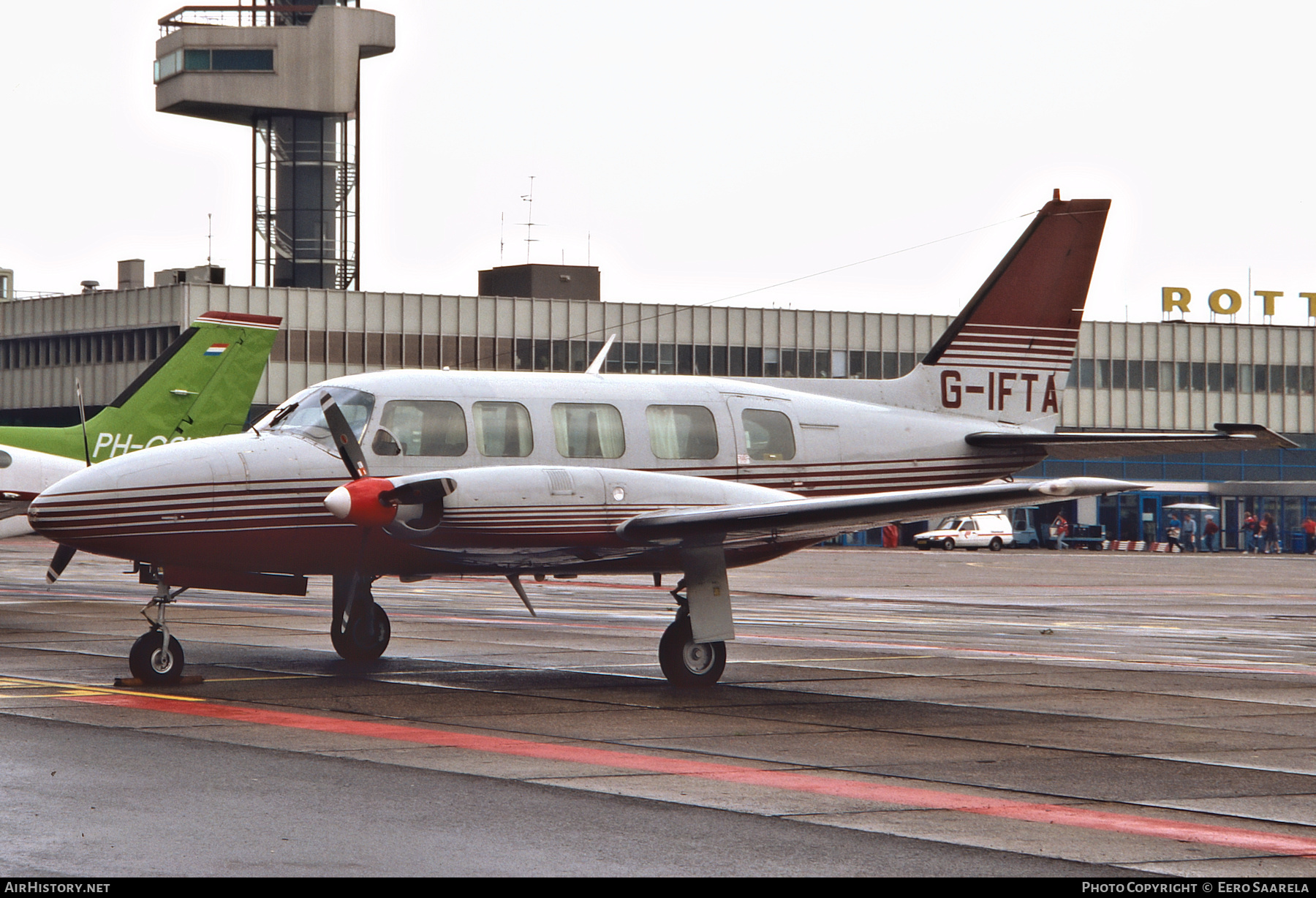 Aircraft Photo of G-IFTA | Piper PA-31-350 Navajo Chieftain | AirHistory.net #437158