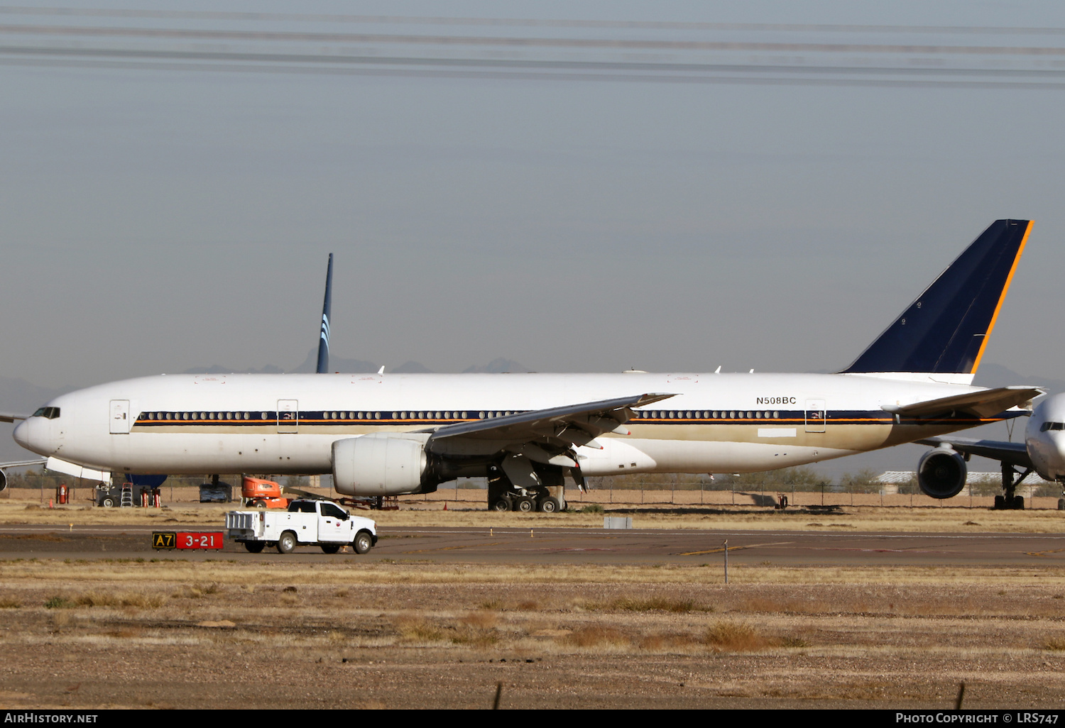 Aircraft Photo of N508BC | Boeing 777-212/ER | AirHistory.net #437174
