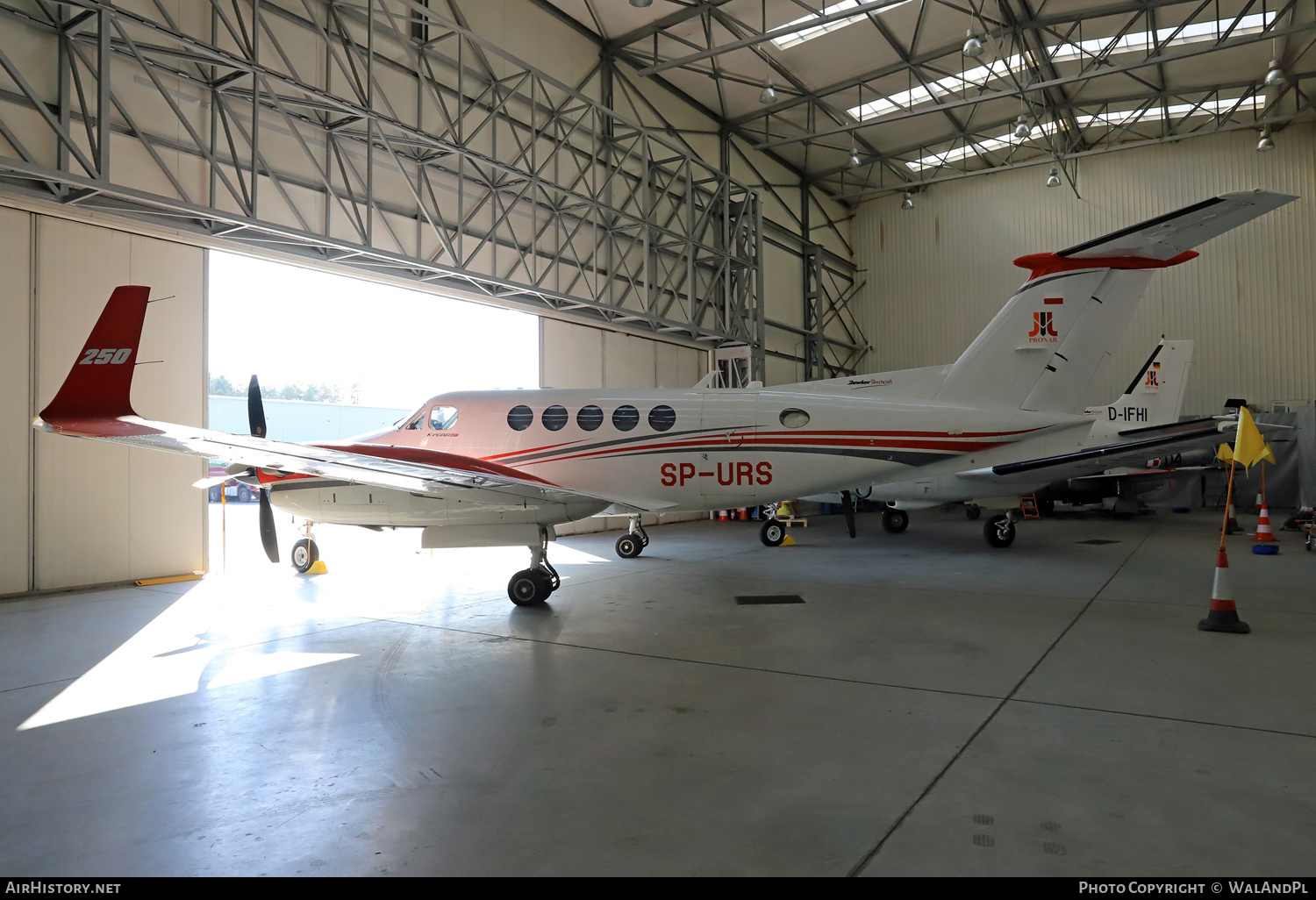 Aircraft Photo of SP-URS | Beechcraft 250 King Air (200GT) | Pronar | AirHistory.net #437179