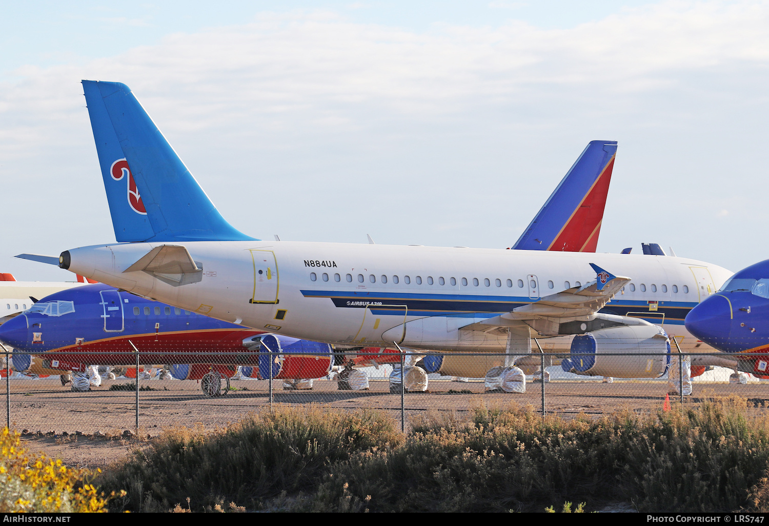Aircraft Photo of N884UA | Airbus A319-132 | AirHistory.net #437271