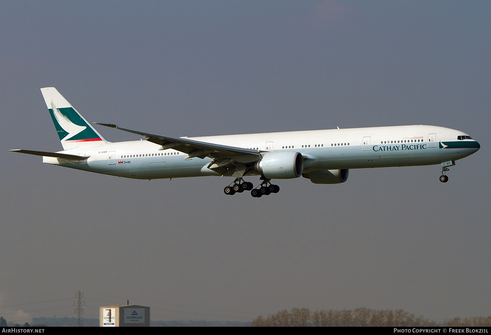 Aircraft Photo of B-KQD | Boeing 777-367/ER | Cathay Pacific Airways | AirHistory.net #437272