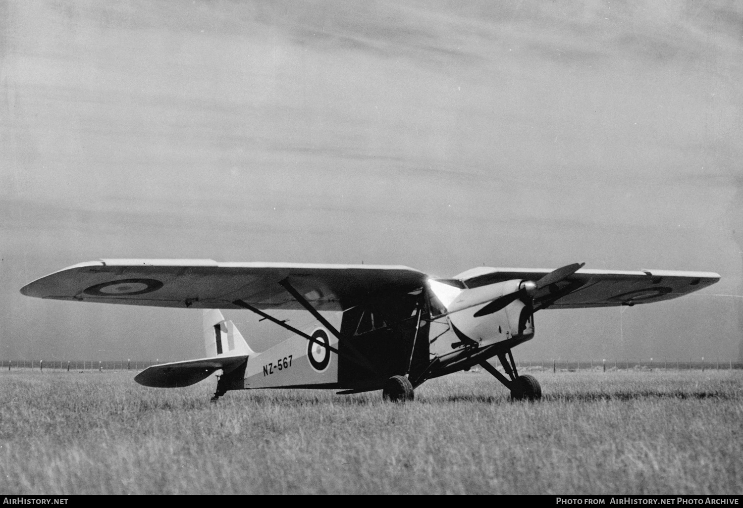 Aircraft Photo of NZ567 | De Havilland D.H. 80A Puss Moth | New Zealand - Air Force | AirHistory.net #437353