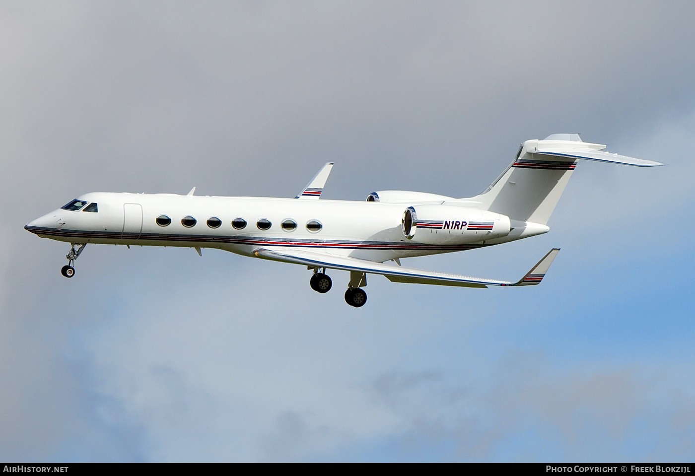 Aircraft Photo of N1RP | Gulfstream Aerospace G-V-SP Gulfstream G550 | AirHistory.net #437400