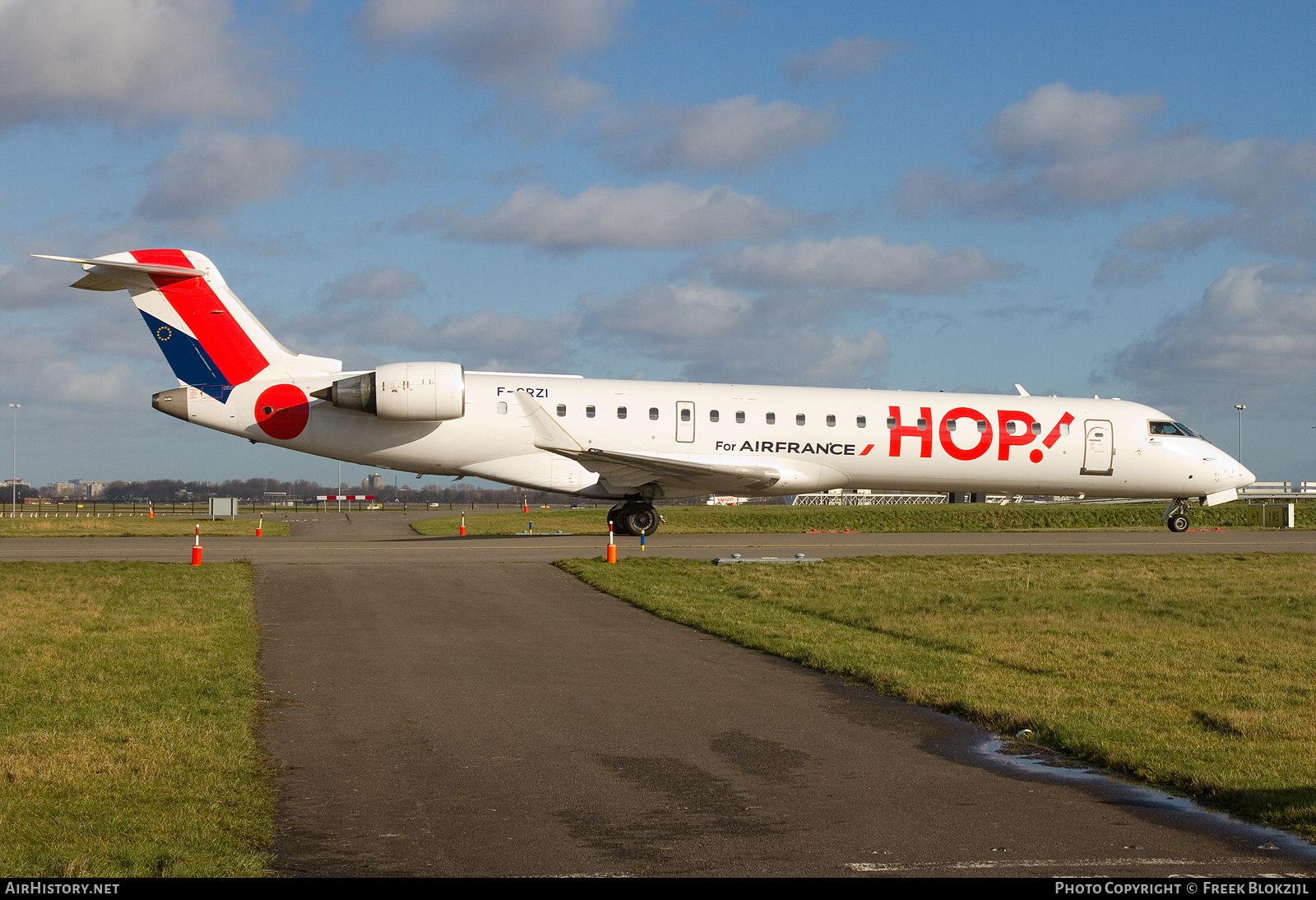 Aircraft Photo of F-GRZI | Bombardier CRJ-702 (CL-600-2C10) | Hop! | AirHistory.net #437463