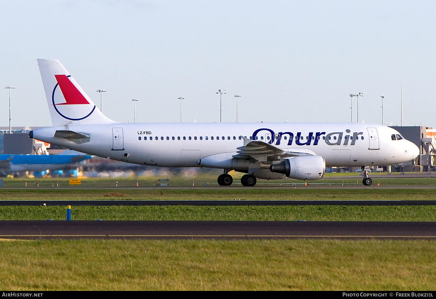Aircraft Photo of LZ-FBD | Airbus A320-214 | Onur Air | AirHistory.net #437496