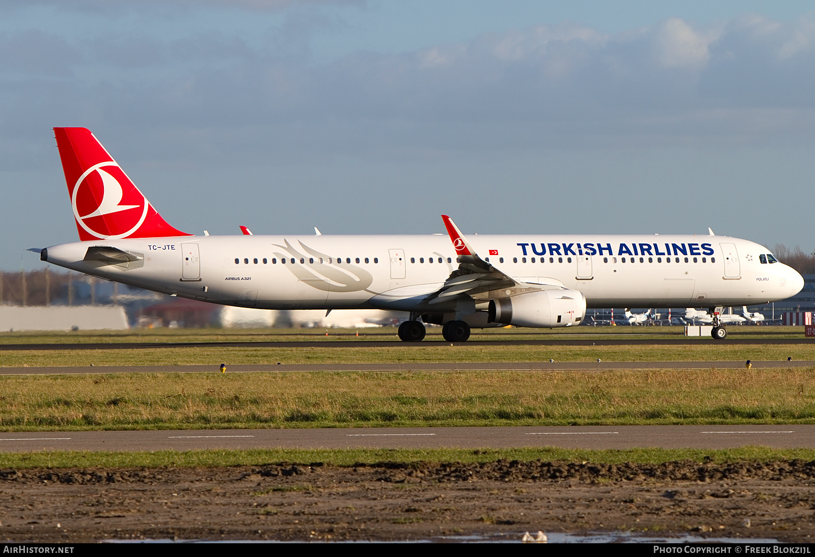 Aircraft Photo of TC-JTE | Airbus A321-231 | Turkish Airlines | AirHistory.net #437498
