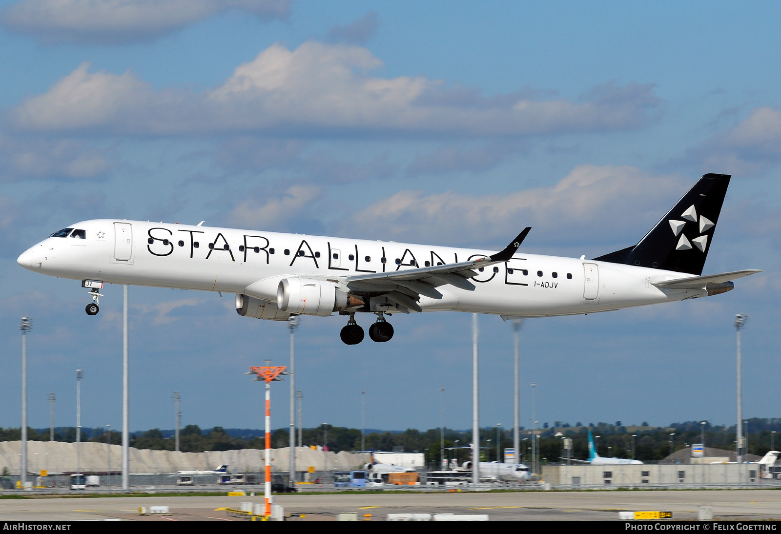 Aircraft Photo of I-ADJV | Embraer 195LR (ERJ-190-200LR) | Air Dolomiti | AirHistory.net #437518