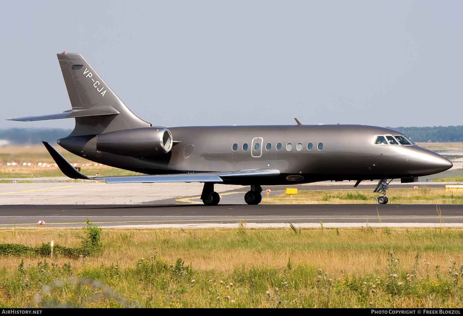 Aircraft Photo of VP-CJA | Dassault Falcon 2000LX | AirHistory.net #437540