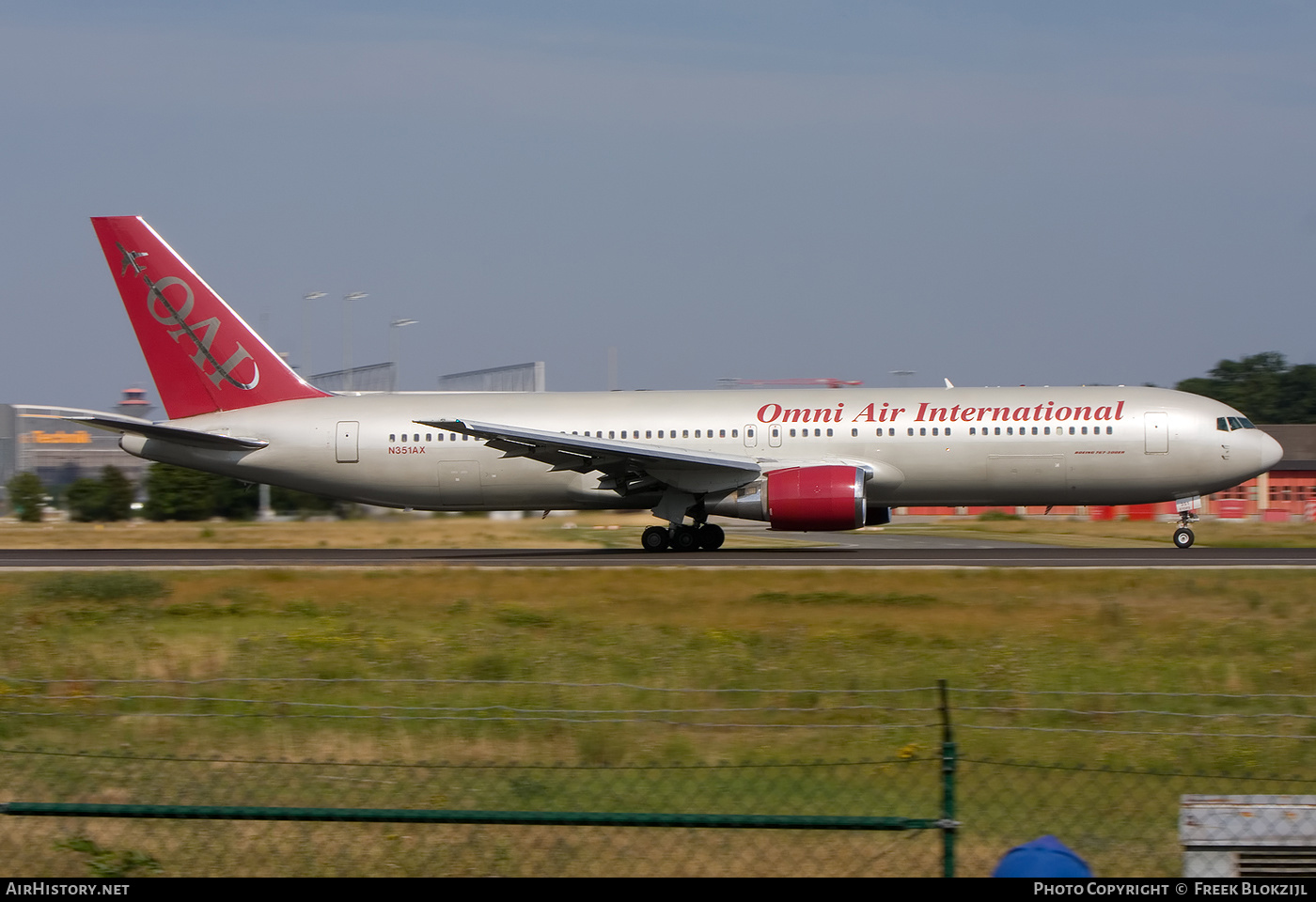 Aircraft Photo of N351AX | Boeing 767-33A/ER | Omni Air International - OAI | AirHistory.net #437554