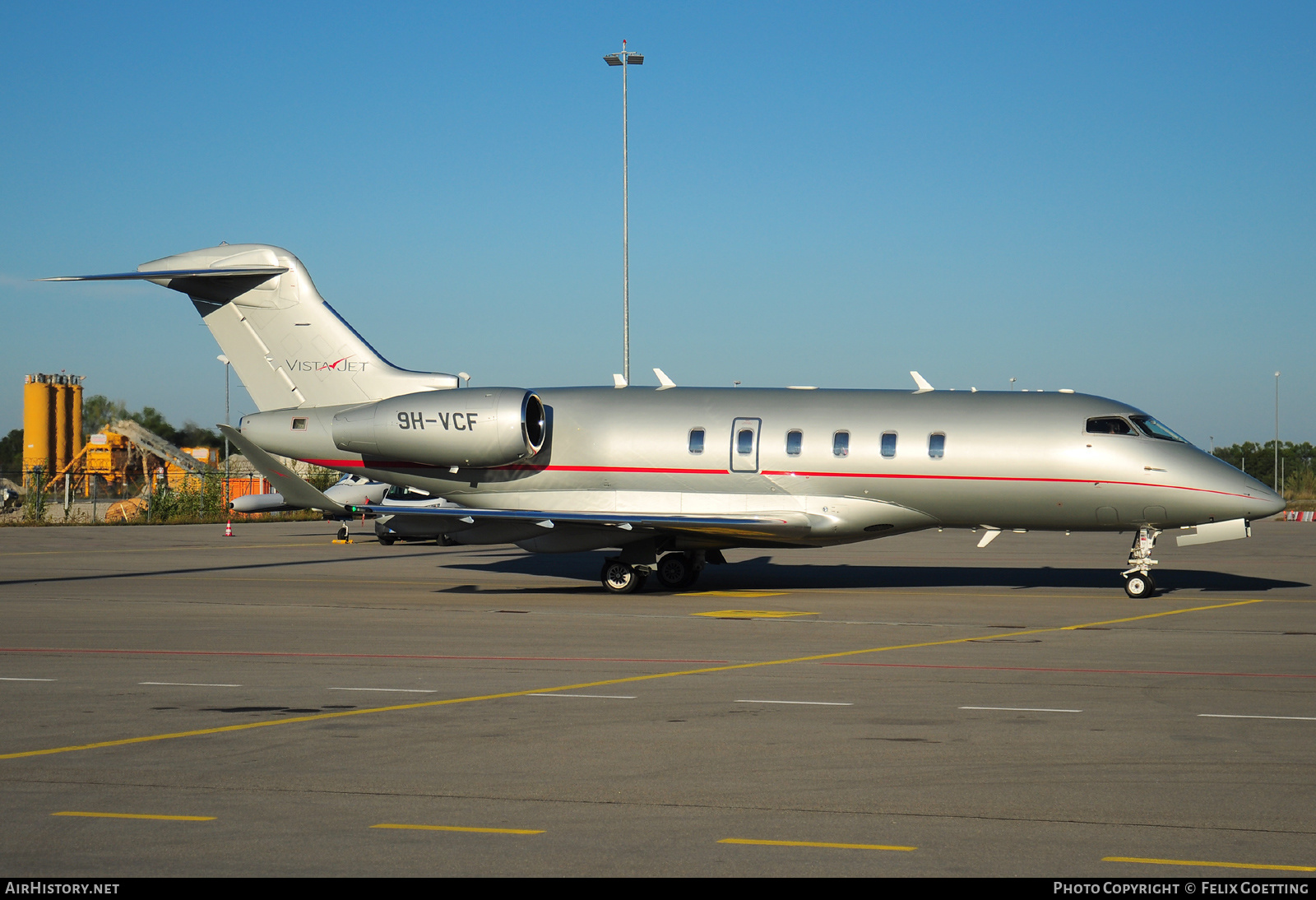 Aircraft Photo of 9H-VCF | Bombardier Challenger 350 (BD-100-1A10) | VistaJet | AirHistory.net #437635