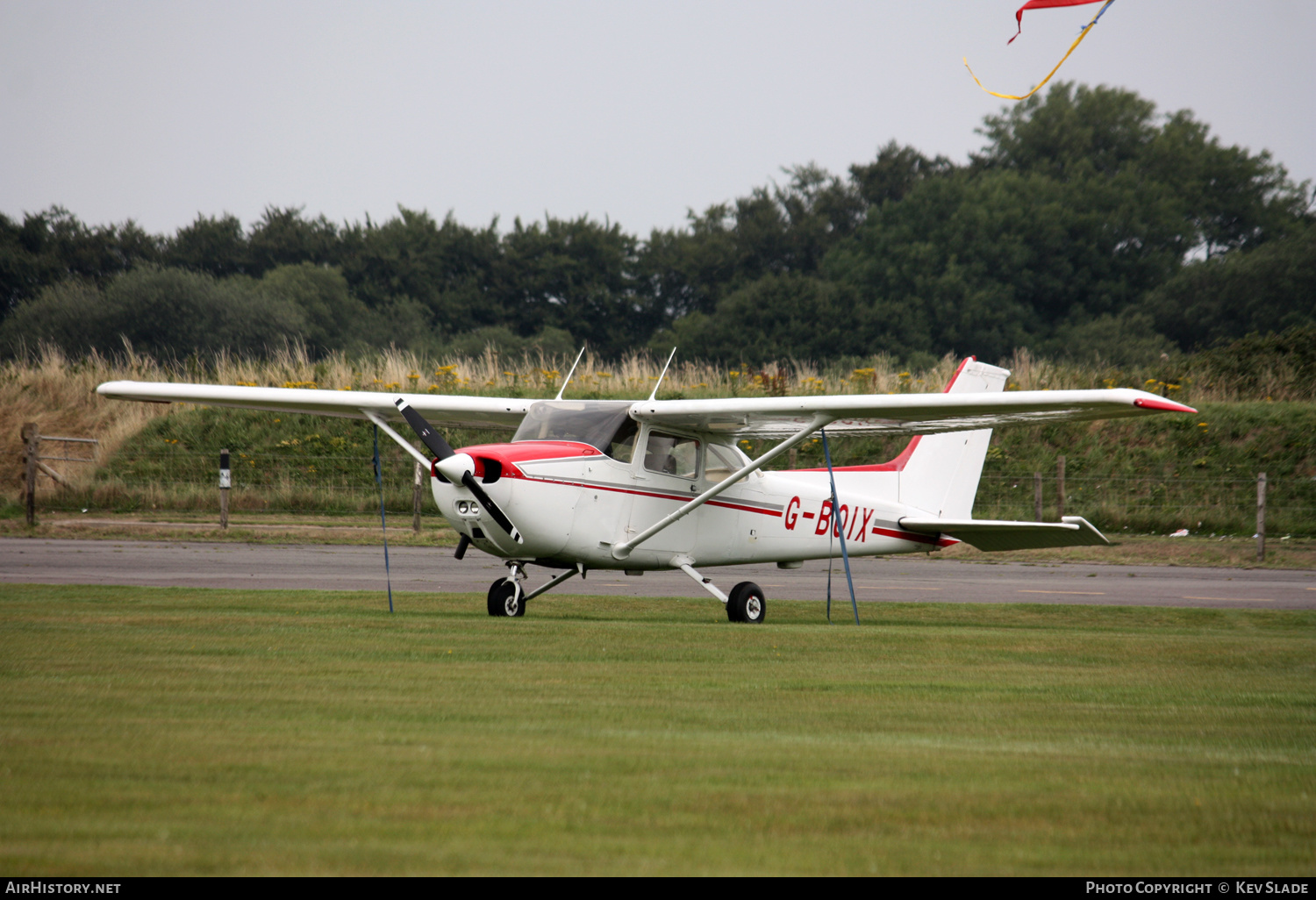 Aircraft Photo of G-BOIX | Cessna 172N Skyhawk | AirHistory.net #437722