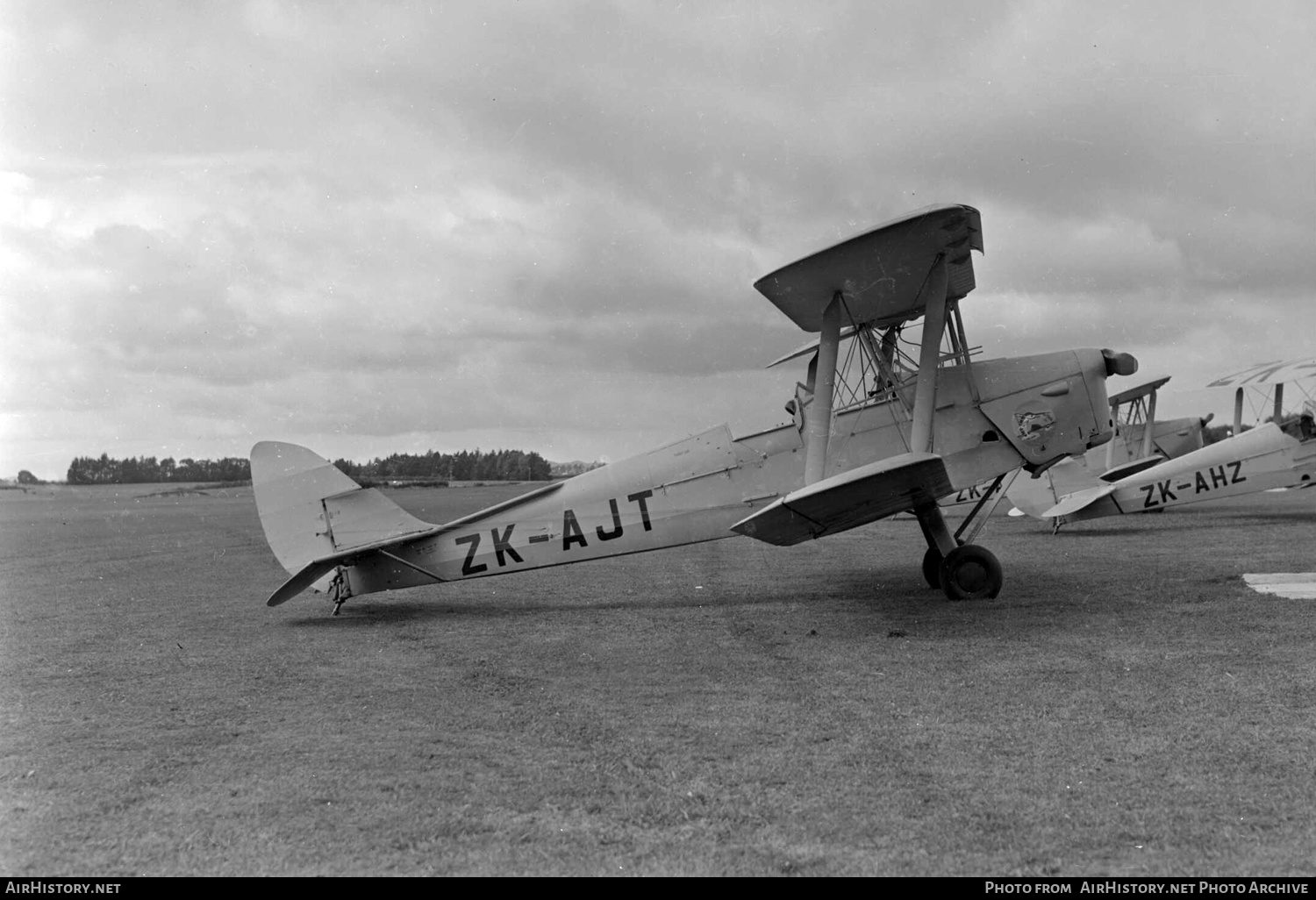 Aircraft Photo of ZK-AJT | De Havilland D.H. 82A Tiger Moth | AirHistory.net #437765