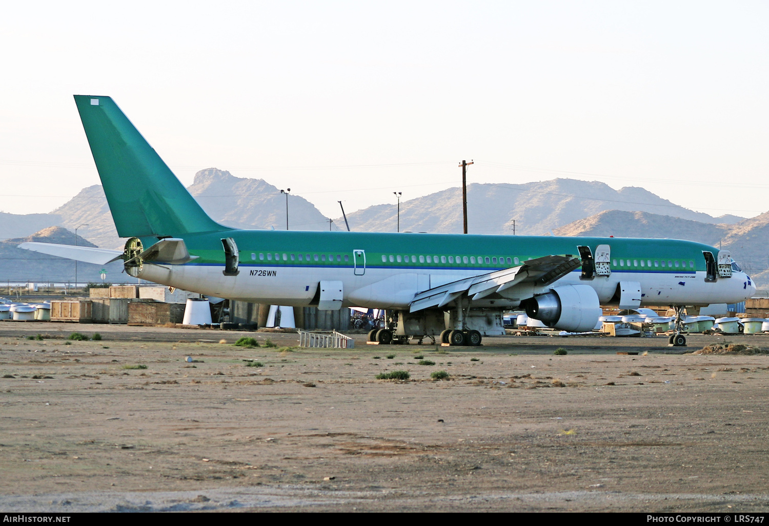 Aircraft Photo of N726WN | Boeing 757-2Q8 | AirHistory.net #437831