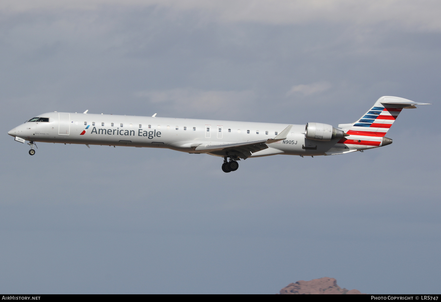Aircraft Photo of N905J | Bombardier CRJ-900ER (CL-600-2D24) | American Eagle | AirHistory.net #437837