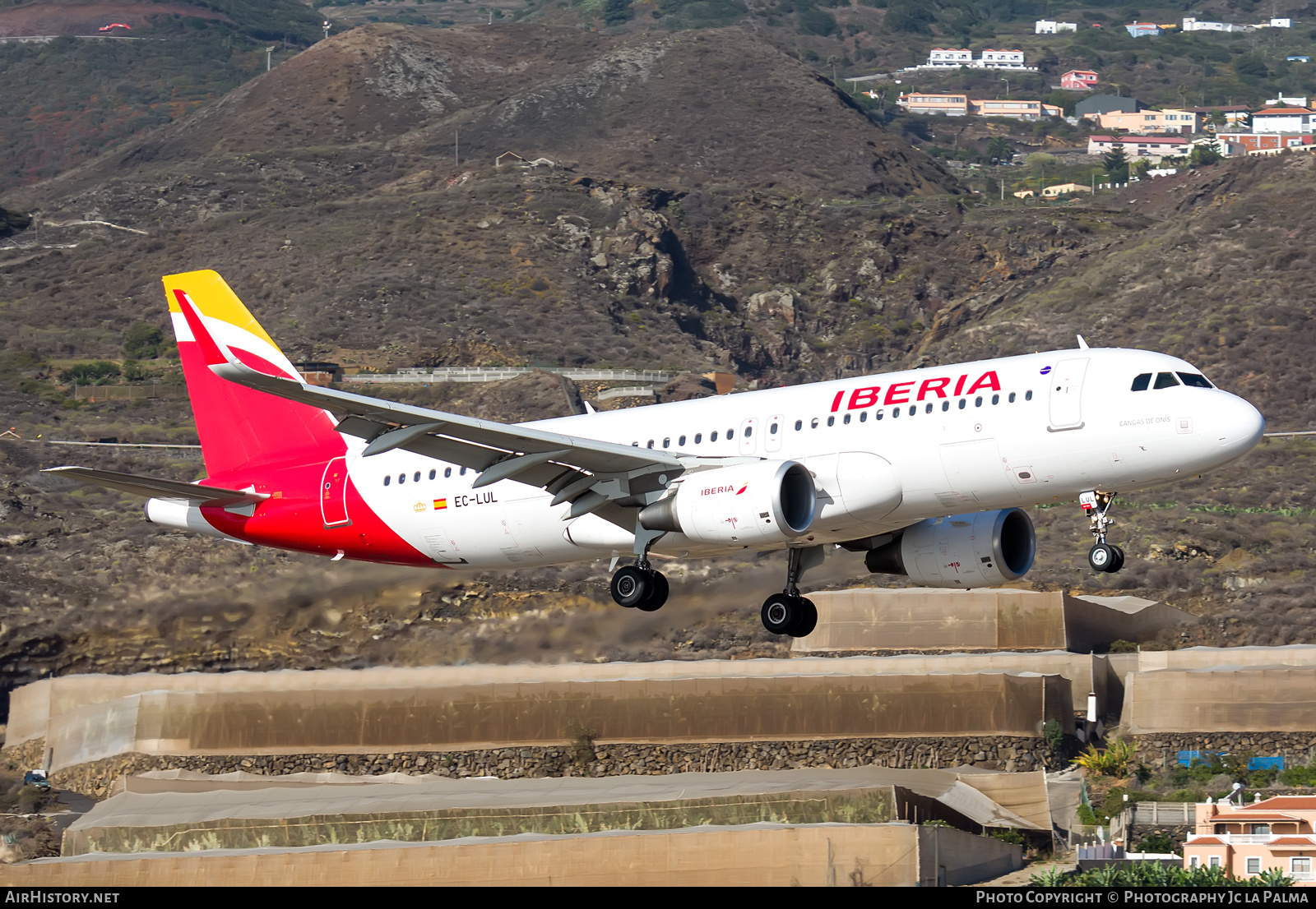 Aircraft Photo of EC-LUL | Airbus A320-216 | Iberia | AirHistory.net #438025