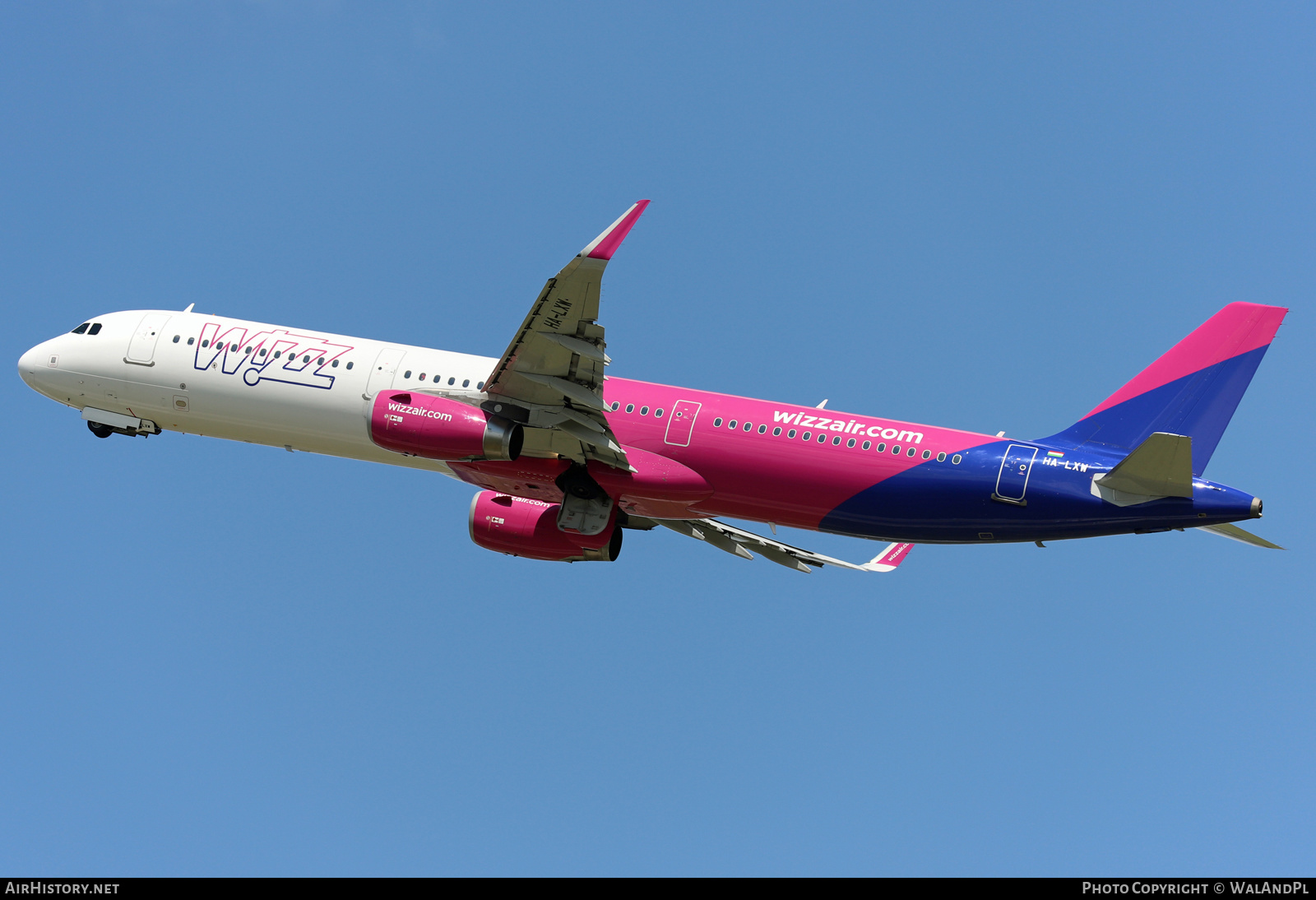 Aircraft Photo of HA-LXW | Airbus A321-231 | Wizz Air | AirHistory.net #438033